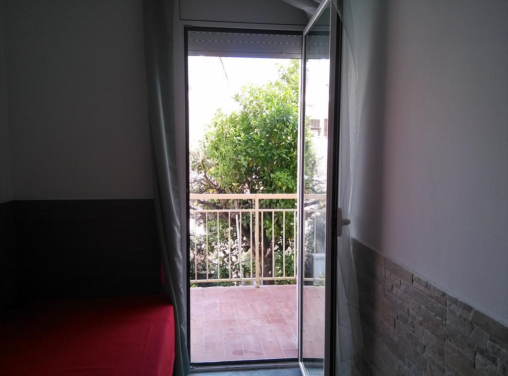 Apartamentos Bcntourism Pineda De Mar Exterior foto